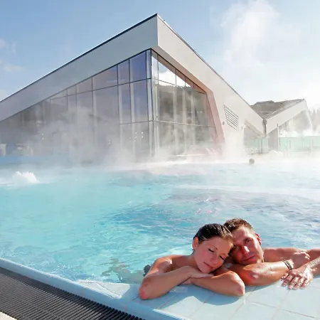 Vakantiehuis Wonderful With Mountain Views Altenmarkt im Pongau
