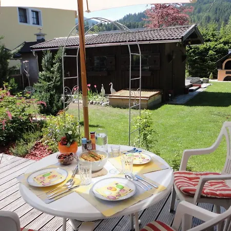 Wonderful Holiday Home With Mountain Views Altenmarkt im Pongau