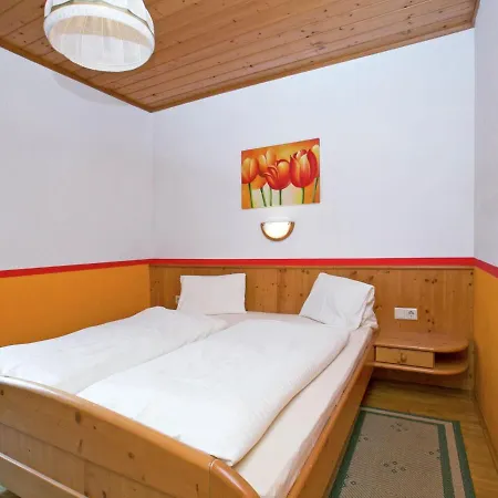 Wonderful Holiday Home With Mountain Views Holiday home
